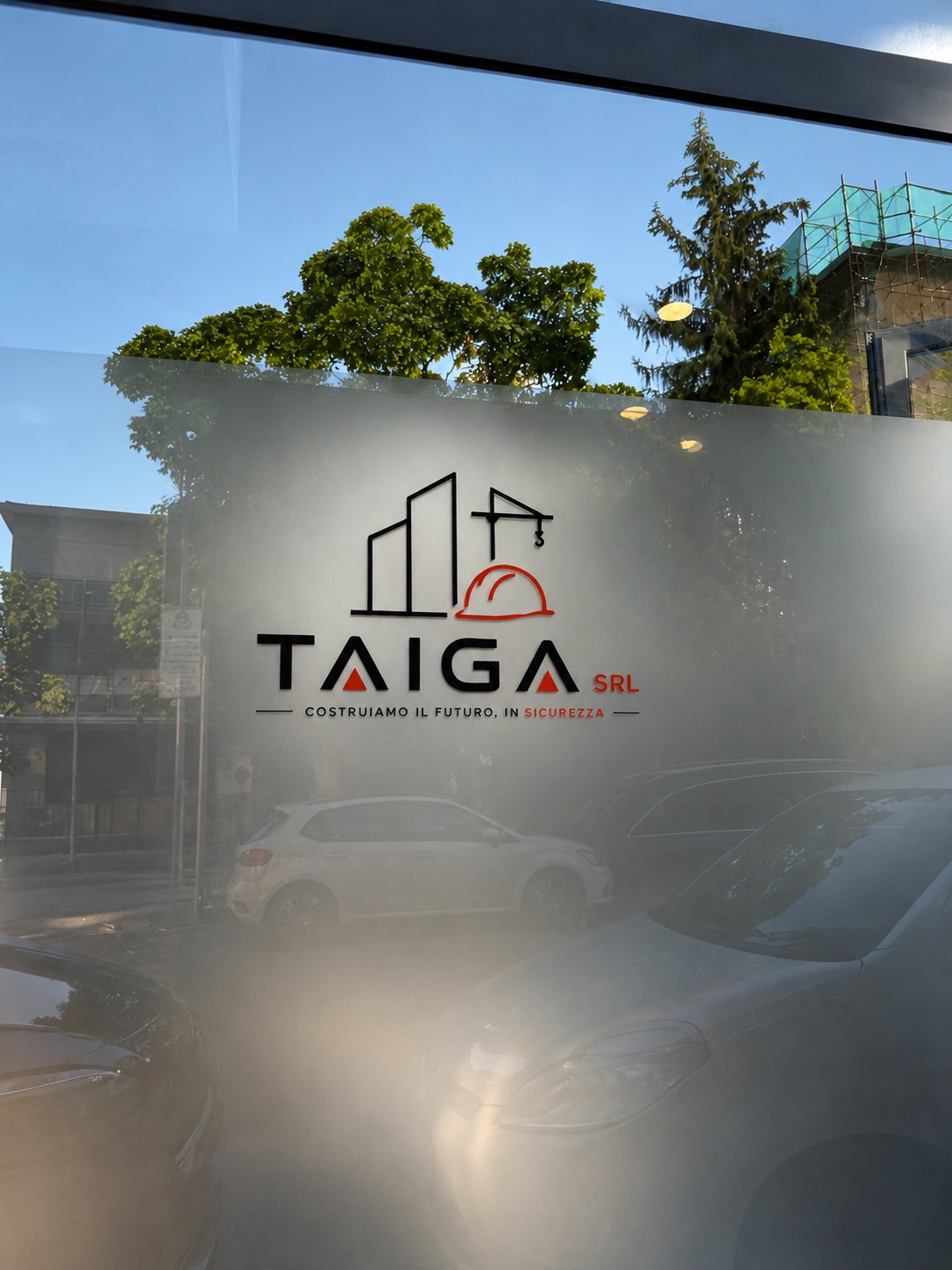 Insegna reale TAIGA S.R.L. sulla sede